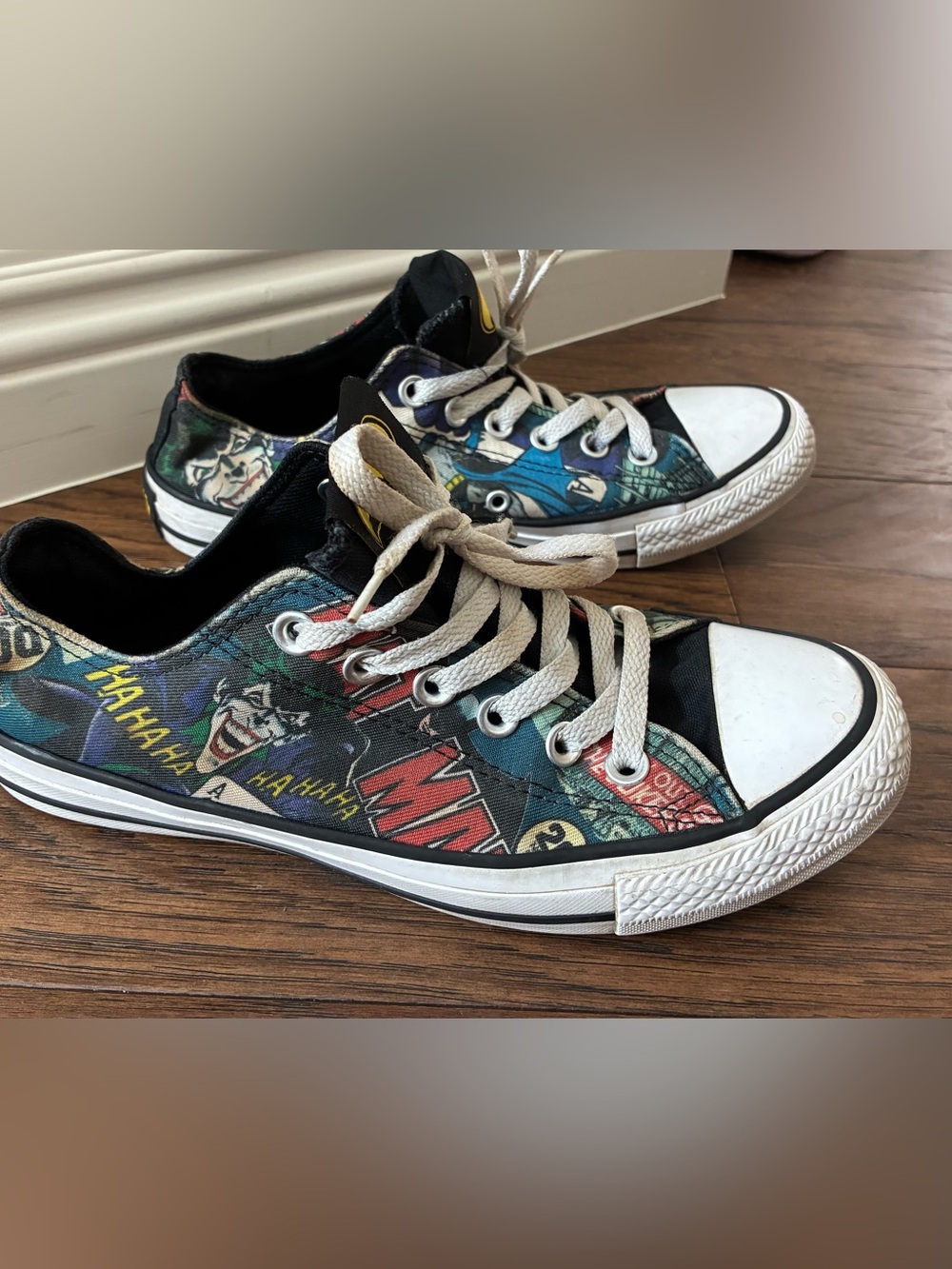 Converse Chuck Taylor All Star Batman Joker 80th Anniversary Men's 6 Women’s 8